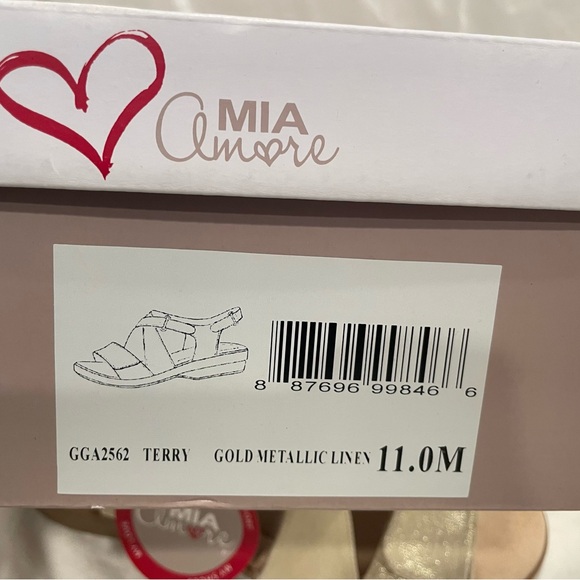 NIB Mia Amore “Terry” Women's Gold Metallic Linen Hook & Loop Strappy Sandals. - Picture 2 of 10